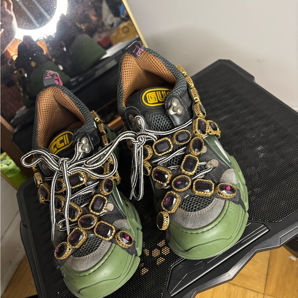 Gucci Green and Gray Sneakers with Sleek Design